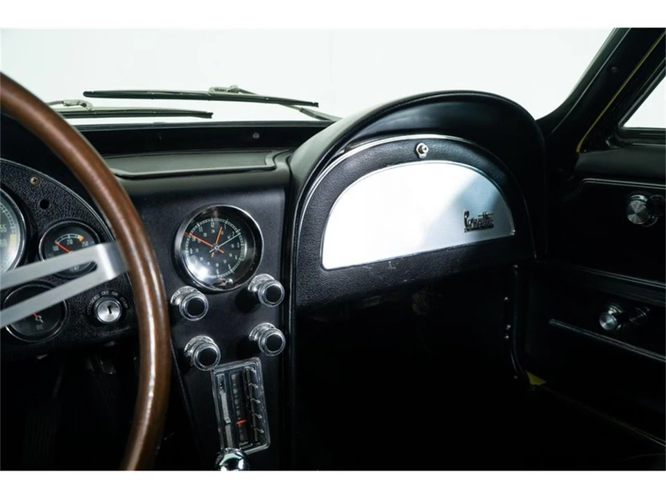 1967 Chevrolet Corvette C2 - Image 27 of 31