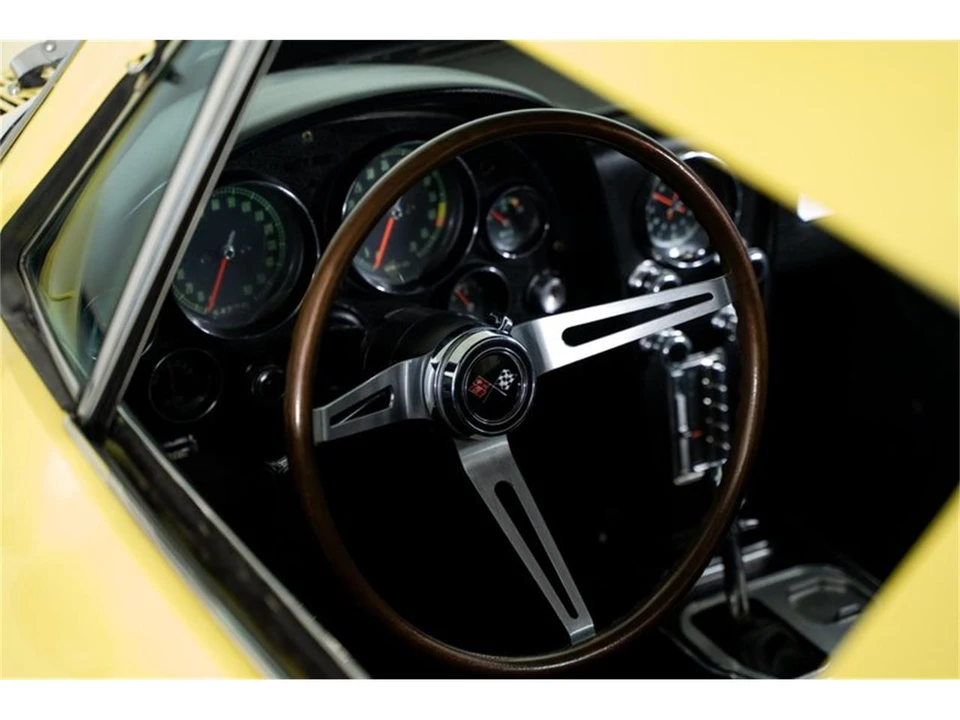1967 Chevrolet Corvette C2 - Image 22 of 31