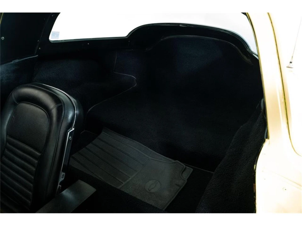 1967 Chevrolet Corvette C2 - Image 20 of 31