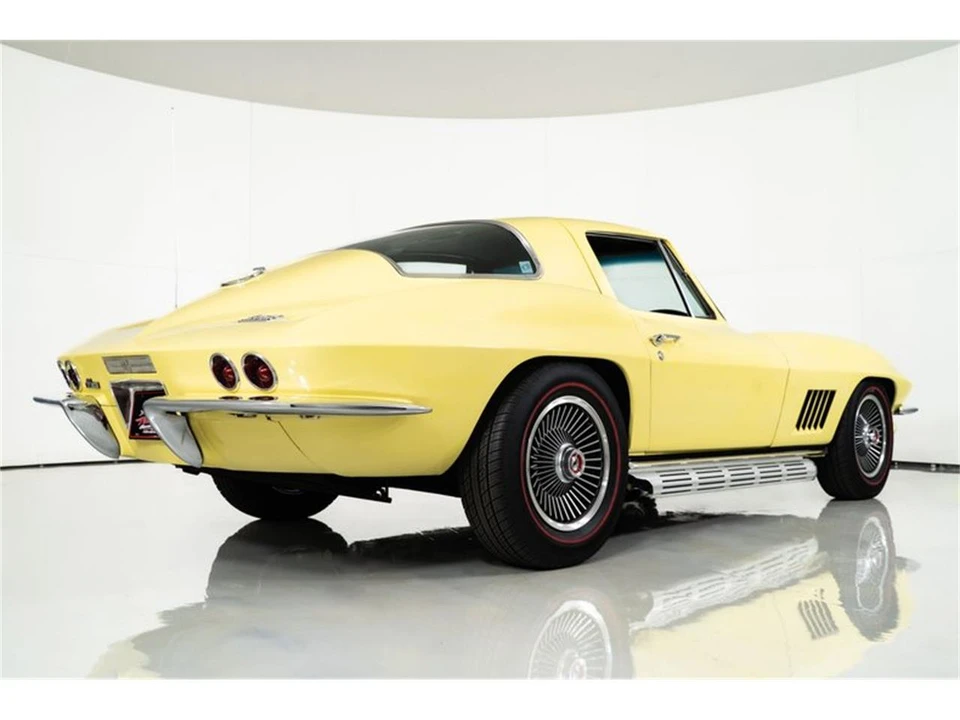 1967 Chevrolet Corvette C2 - Image 10 of 31