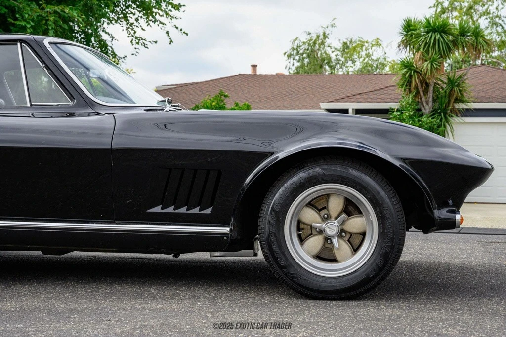 1967 Chevrolet Corvette C2 - Image 11 of 12