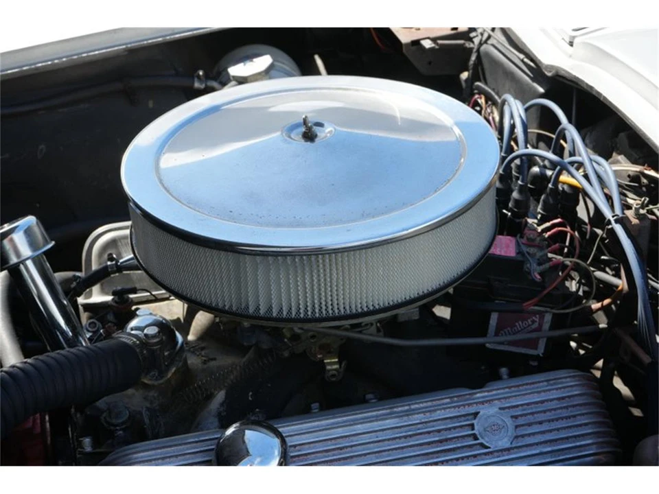 1967 Chevrolet Corvette C2 - Image 19 of 31