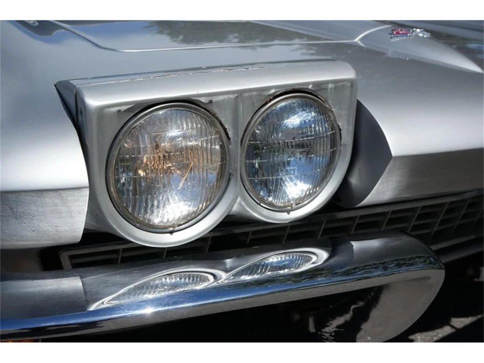 1967 Chevrolet Corvette C2 - Image 15 of 31