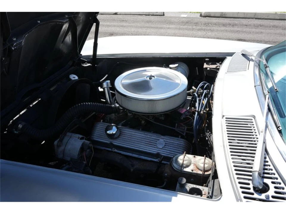 1967 Chevrolet Corvette C2 - Image 17 of 31