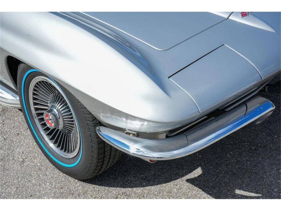 1967 Chevrolet Corvette C2 - Image 6 of 31