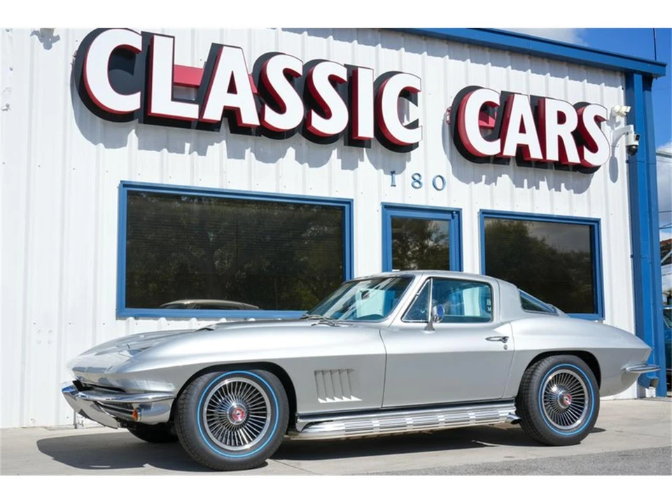 1967 Chevrolet Corvette C2 - Image 2 of 31