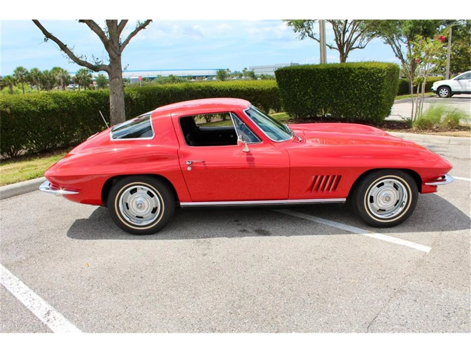 1967 Chevrolet Corvette C2 - Image 19 of 31