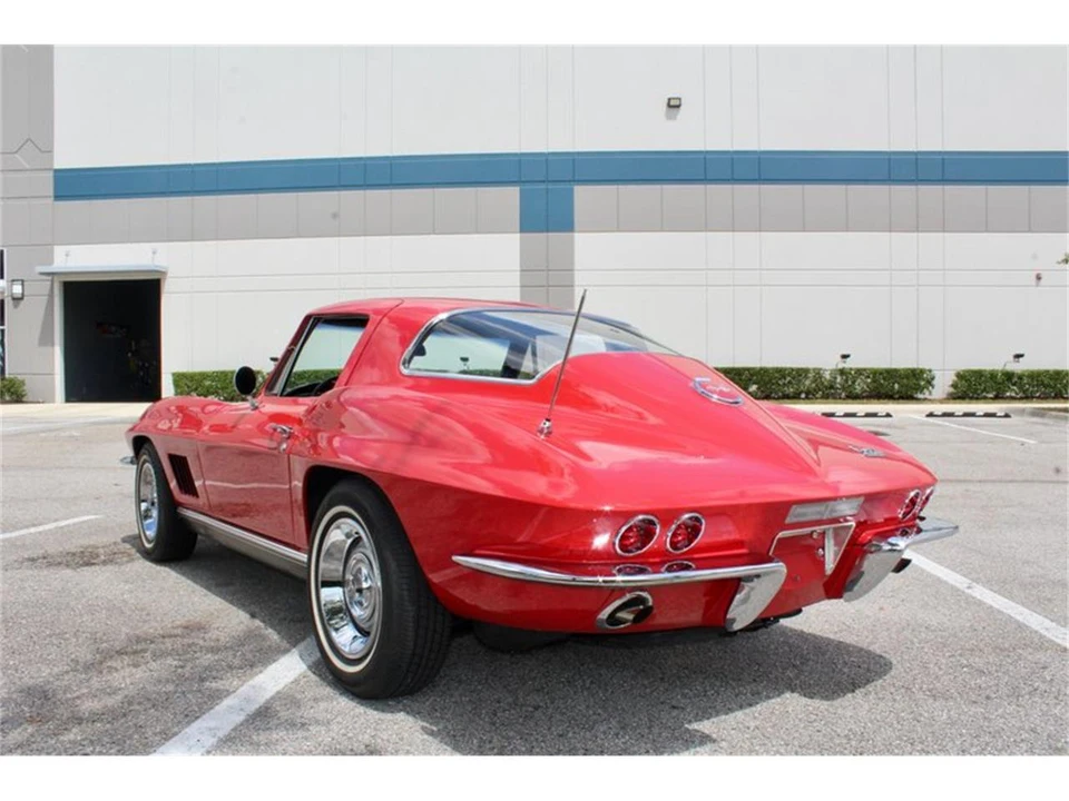 1967 Chevrolet Corvette C2 - Image 10 of 31