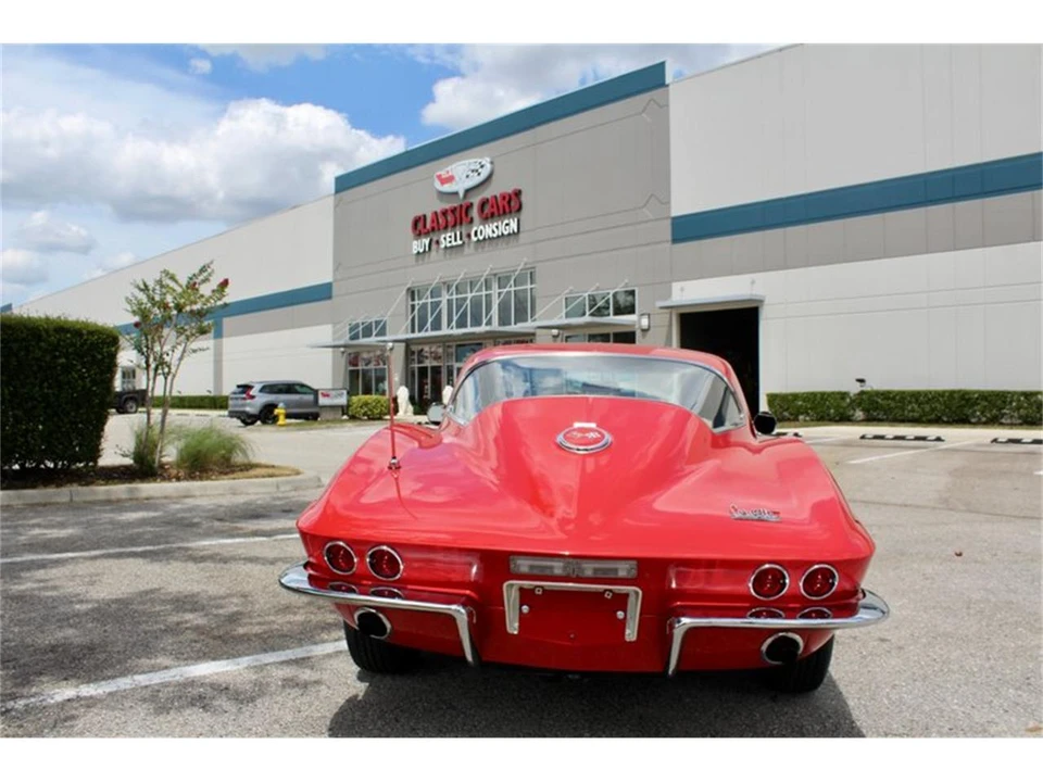 1967 Chevrolet Corvette C2 - Image 11 of 31