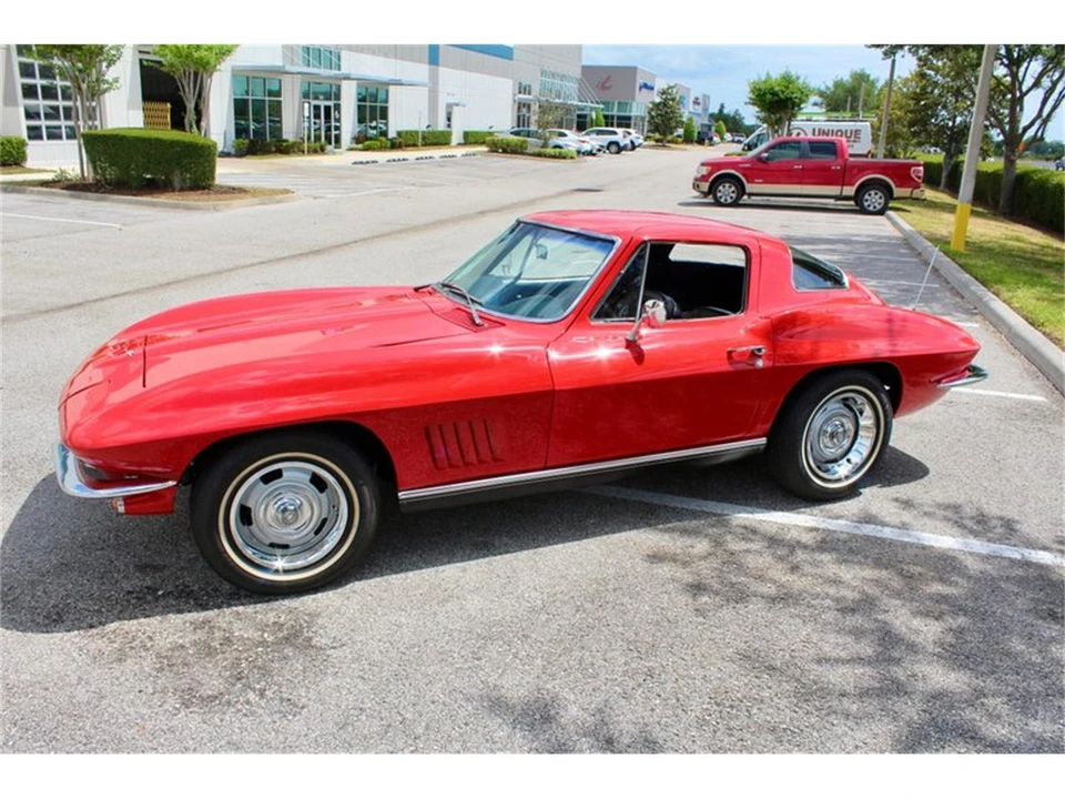 1967 Chevrolet Corvette C2 - Image 24 of 31