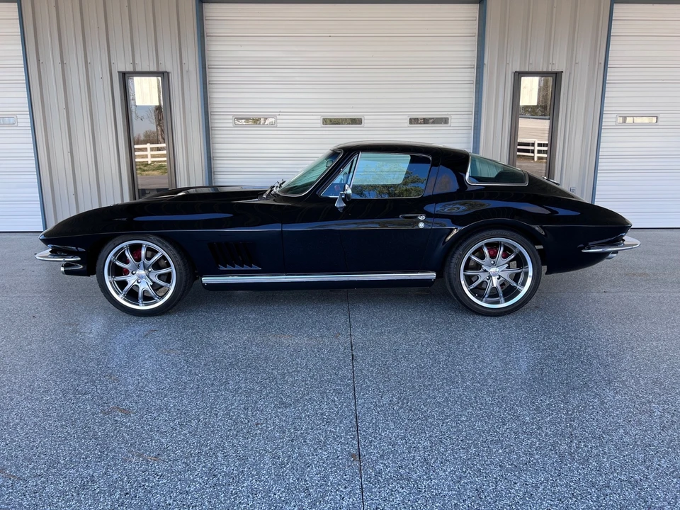 1967 Chevrolet Corvette C2 - Image 11 of 21
