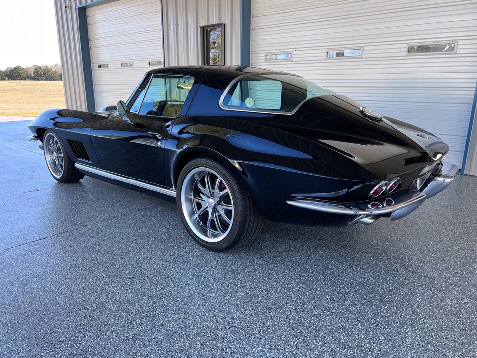 1967 Chevrolet Corvette C2 - Image 10 of 21