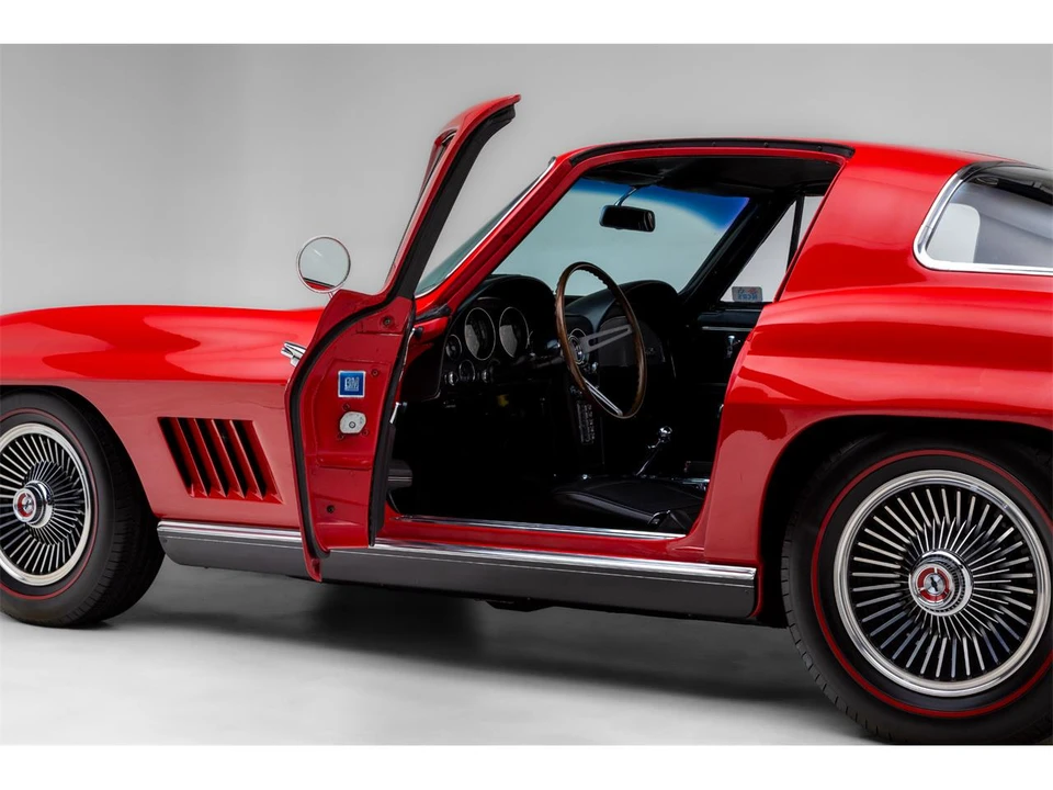 1967 Chevrolet Corvette C2 - Image 21 of 31