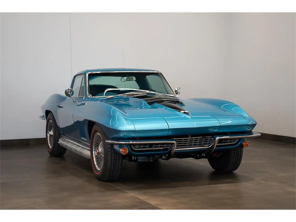 1967 Chevrolet Corvette C2 - Image 3 of 31