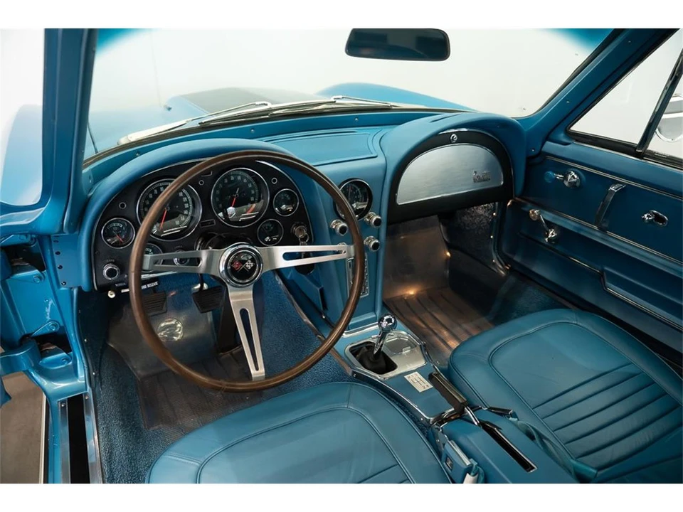 1967 Chevrolet Corvette C2 - Image 22 of 31