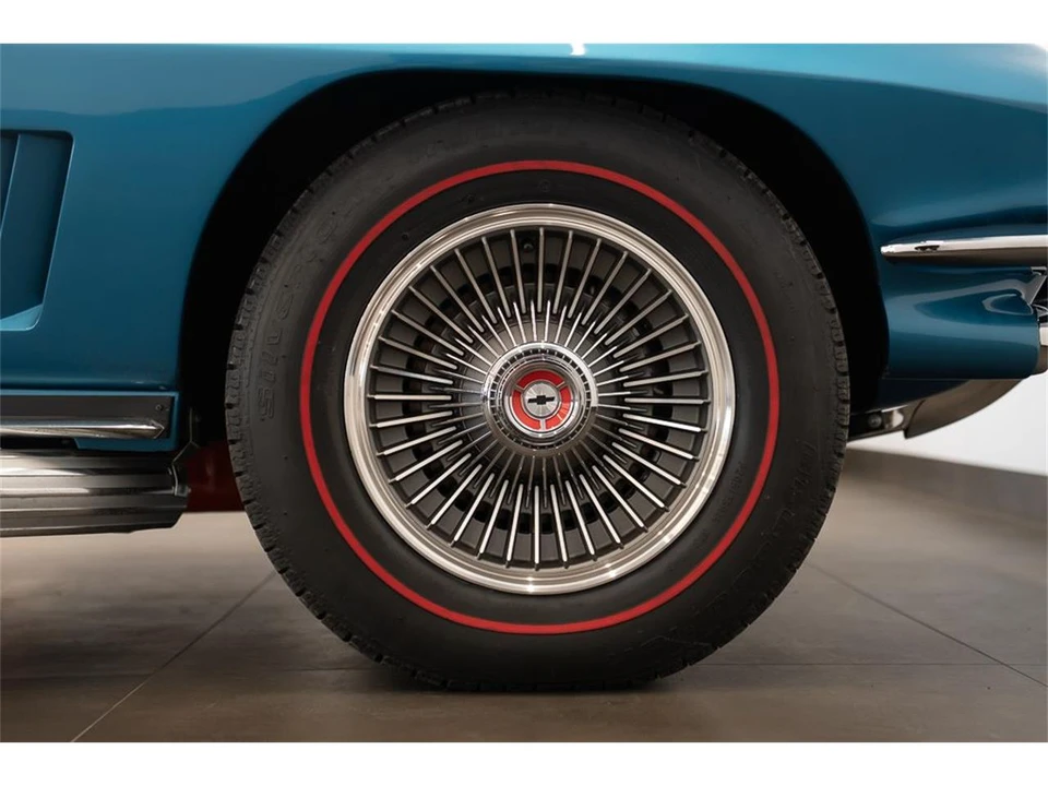 1967 Chevrolet Corvette C2 - Image 10 of 31