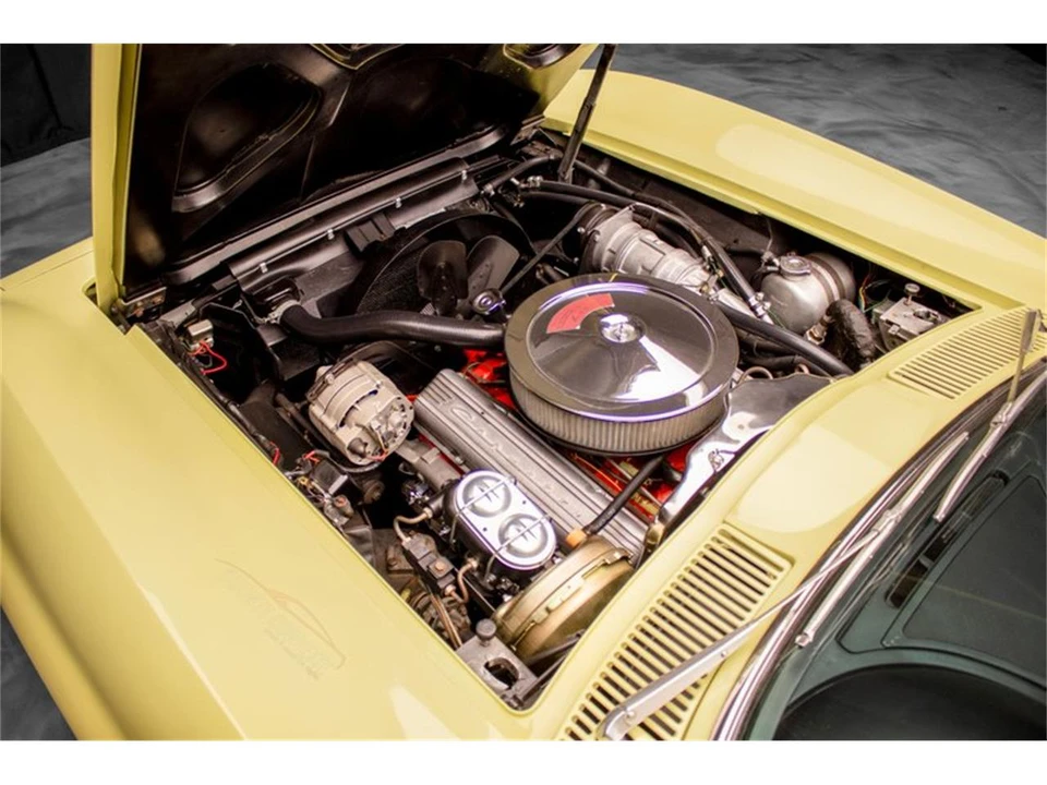 1967 Chevrolet Corvette C2 - Image 3 of 31