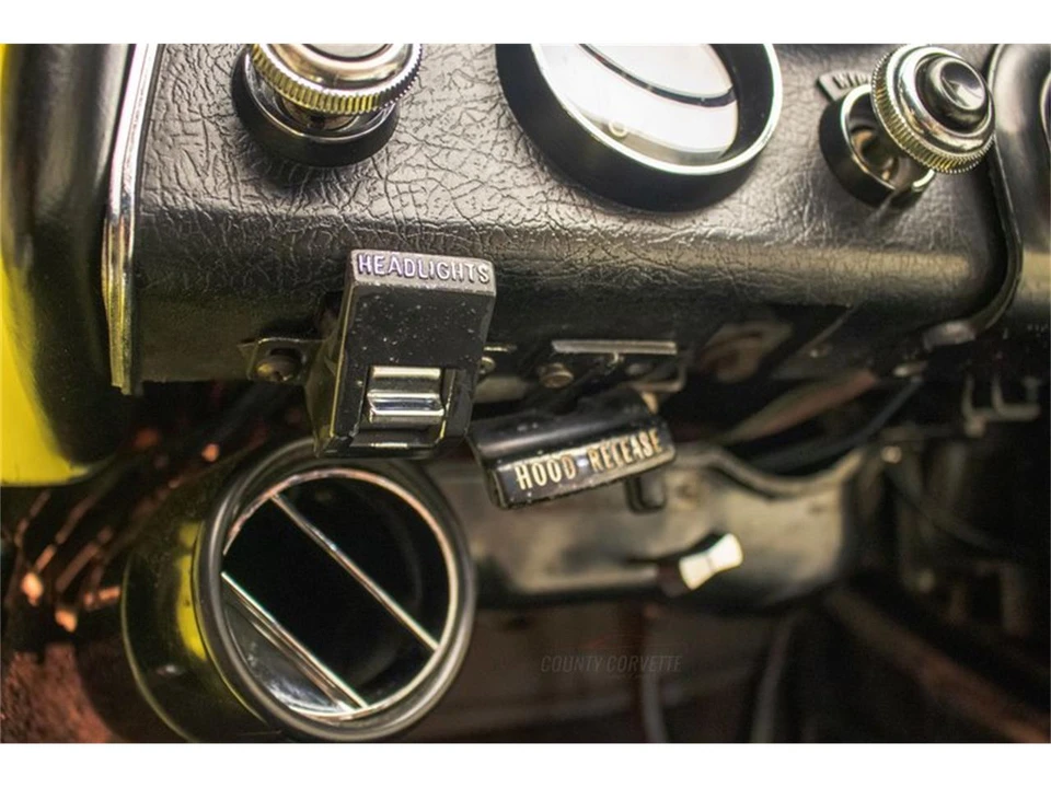 1967 Chevrolet Corvette C2 - Image 9 of 31