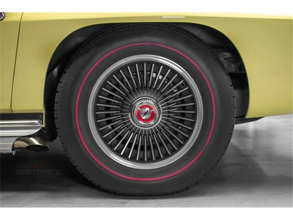 1967 Chevrolet Corvette C2 - Image 19 of 31