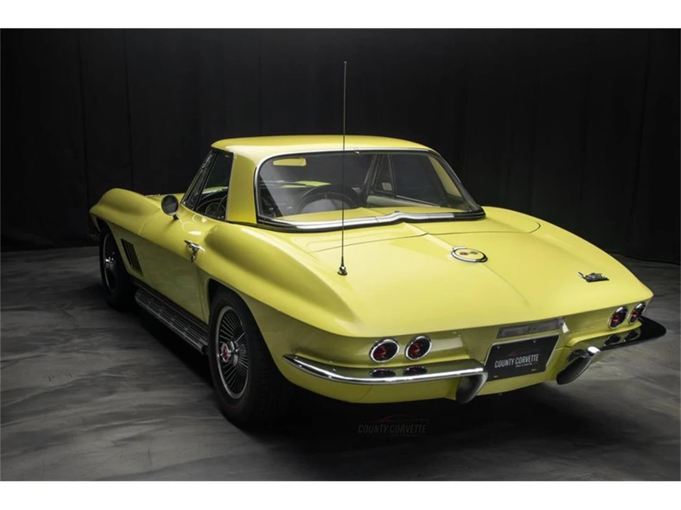 1967 Chevrolet Corvette C2 - Image 10 of 31