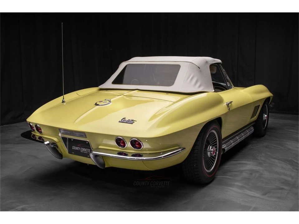 1967 Chevrolet Corvette C2 - Image 14 of 31