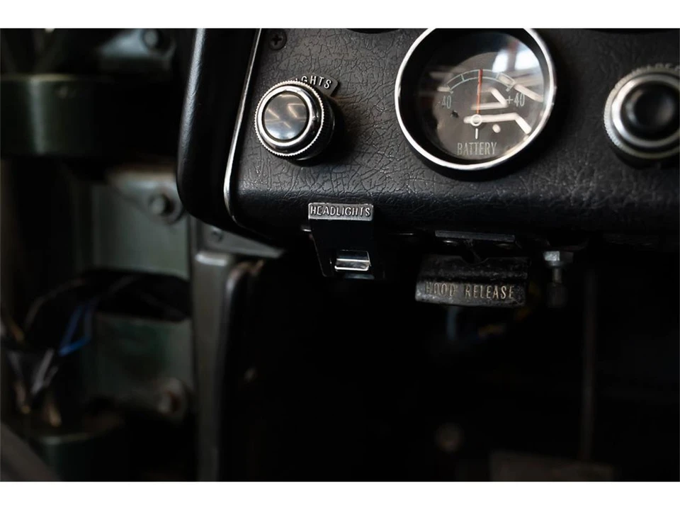 1967 Chevrolet Corvette C2 - Image 27 of 31