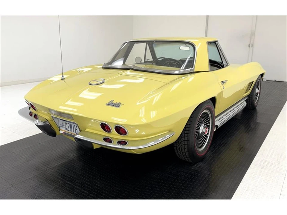 1967 Chevrolet Corvette C2 - Image 11 of 31