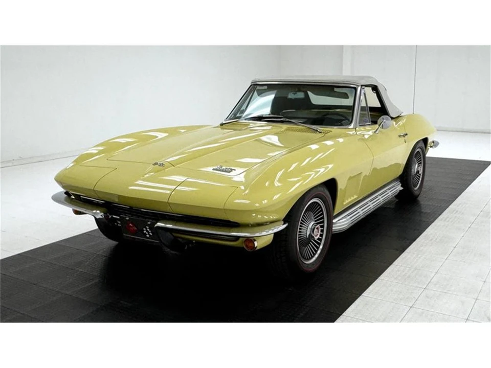 1967 Chevrolet Corvette C2 - Image 2 of 31