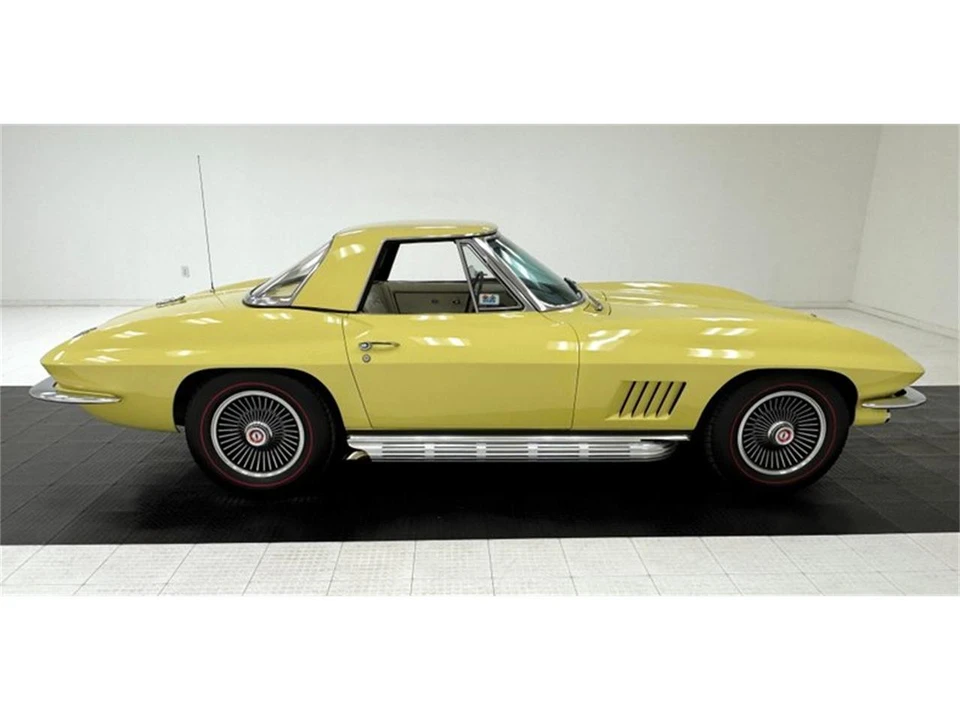 1967 Chevrolet Corvette C2 - Image 12 of 31