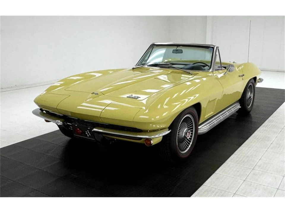 1967 Chevrolet Corvette C2 - Image 3 of 31