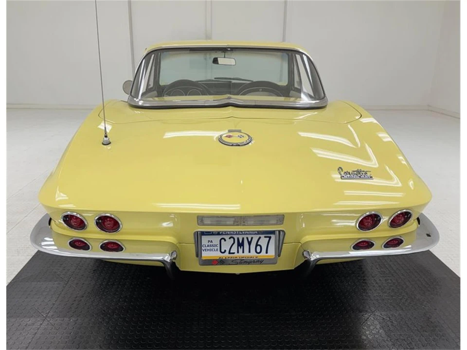 1967 Chevrolet Corvette C2 - Image 10 of 31