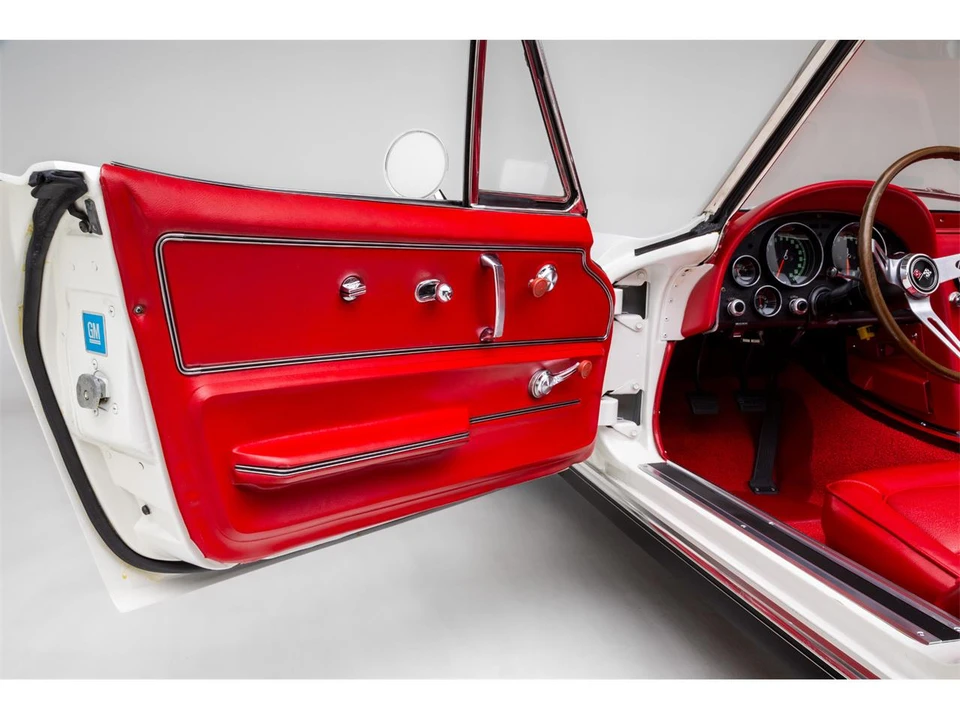 1967 Chevrolet Corvette C2 - Image 23 of 31