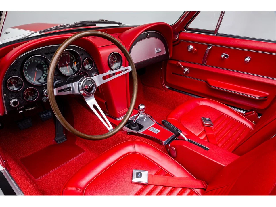 1967 Chevrolet Corvette C2 - Image 8 of 31