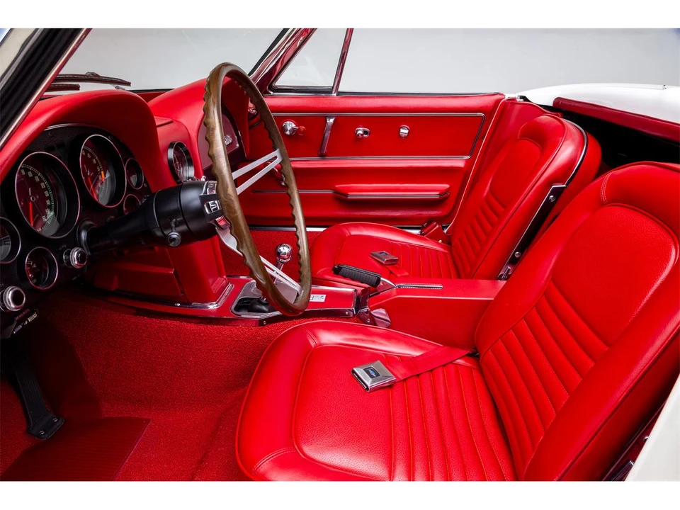 1967 Chevrolet Corvette C2 - Image 24 of 31