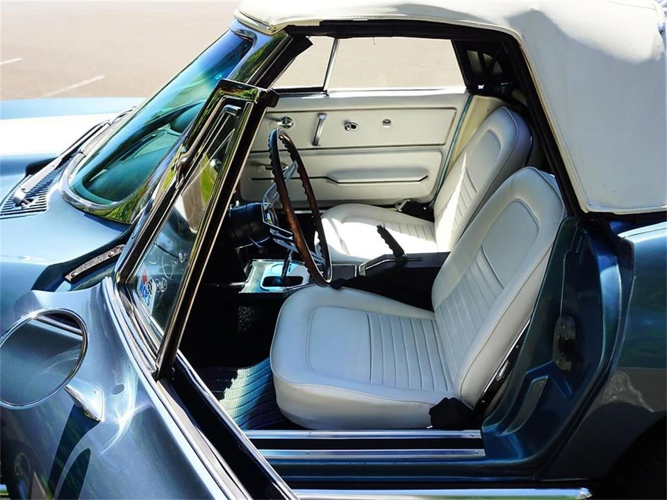 1967 Chevrolet Corvette C2 - Image 15 of 31