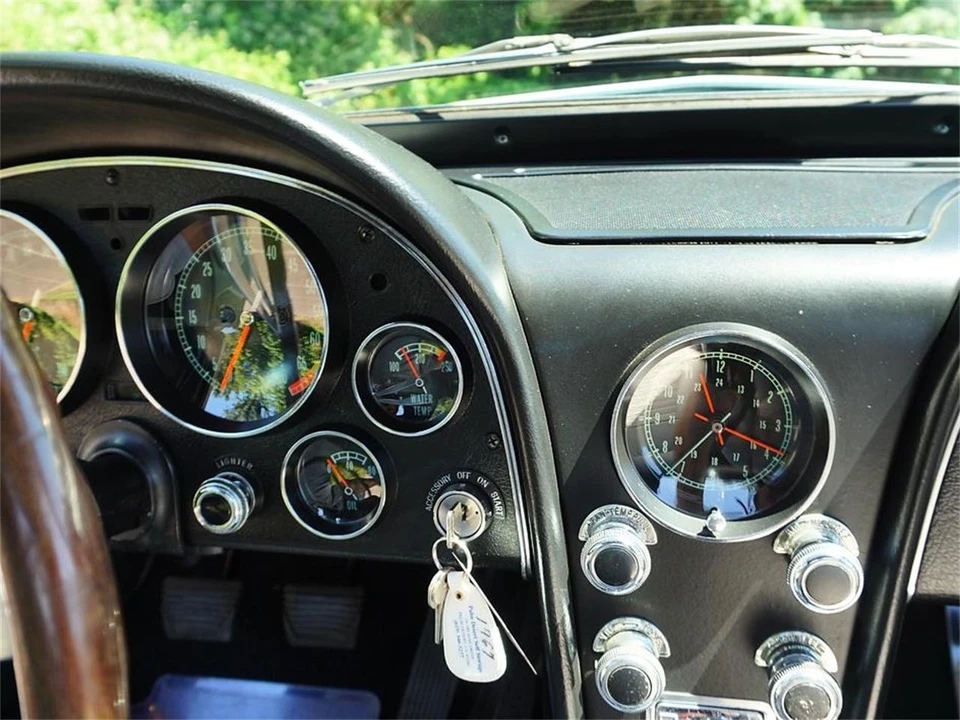 1967 Chevrolet Corvette C2 - Image 23 of 31