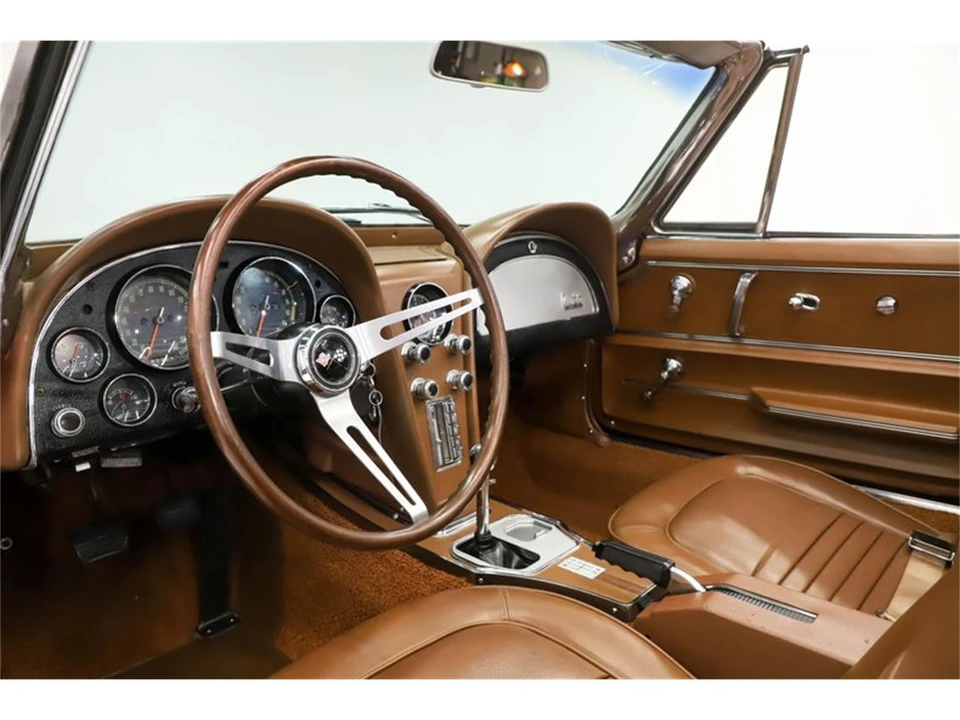 1967 Chevrolet Corvette C2 - Image 2 of 31