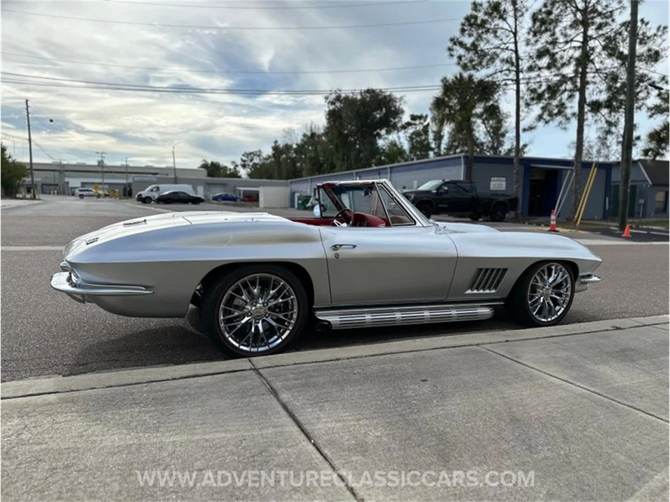 1967 Chevrolet Corvette C2 - Image 19 of 31