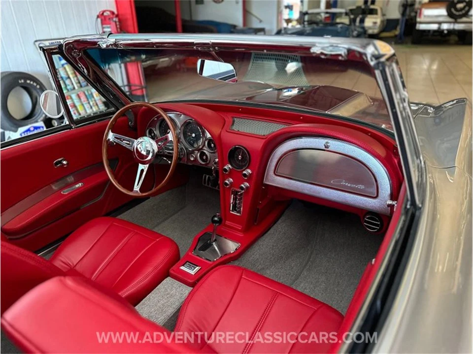 1967 Chevrolet Corvette C2 - Image 10 of 31