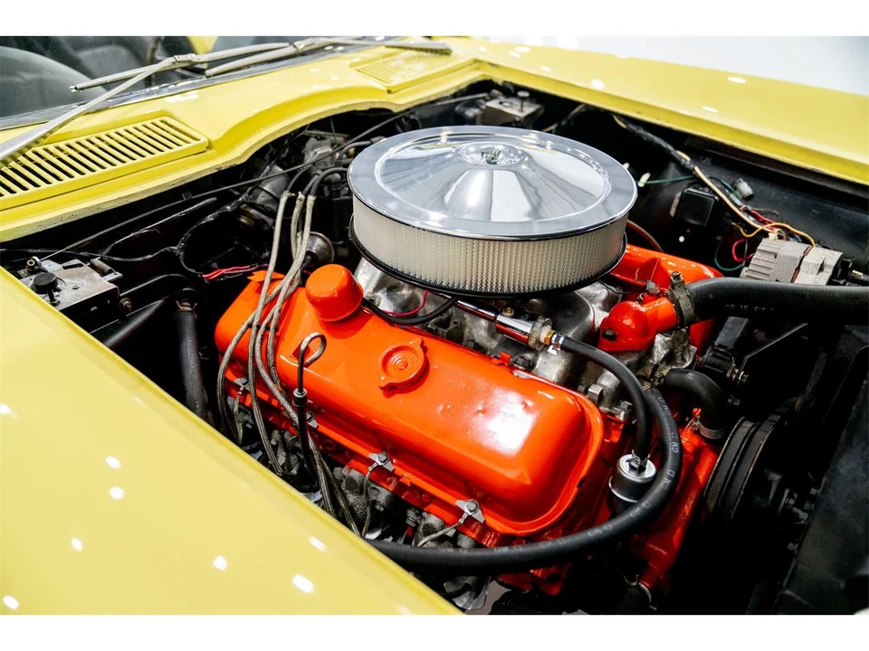 1967 Chevrolet Corvette C2 - Image 17 of 31