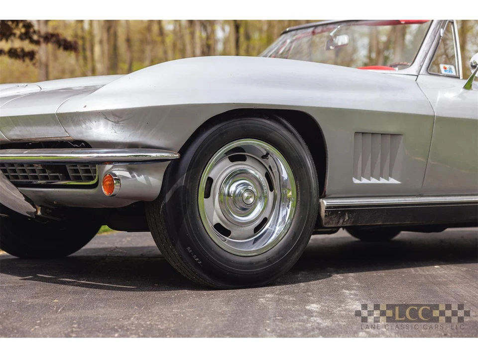 1967 Chevrolet Corvette C2 - Image 16 of 31