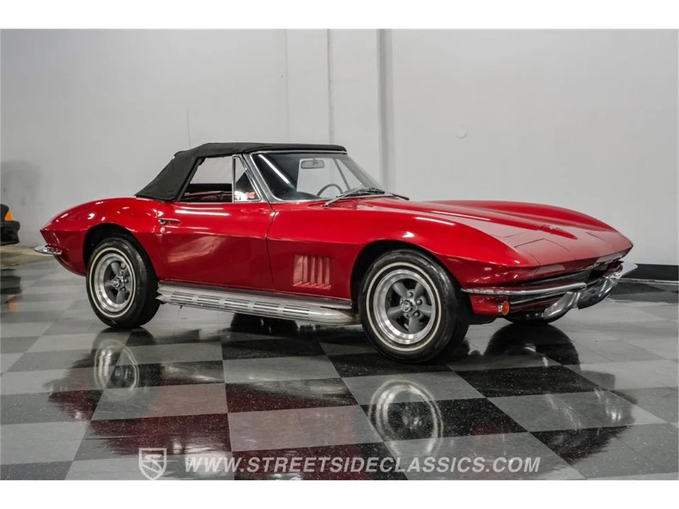 1967 Chevrolet Corvette C2 - Image 15 of 31