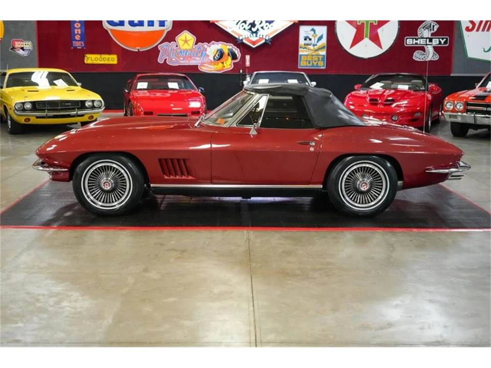 1967 Chevrolet Corvette C2 - Image 11 of 31