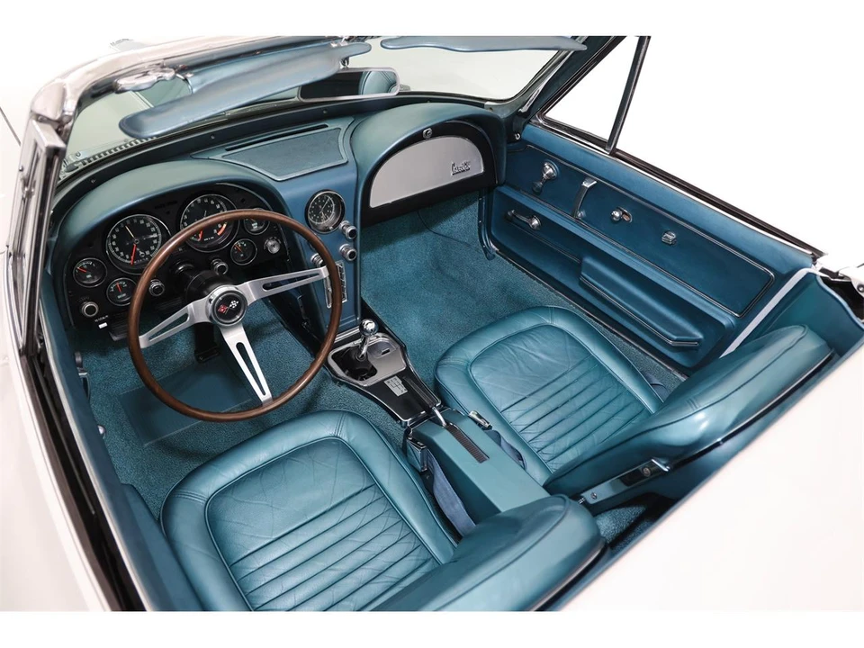 1967 Chevrolet Corvette C2 - Image 12 of 31