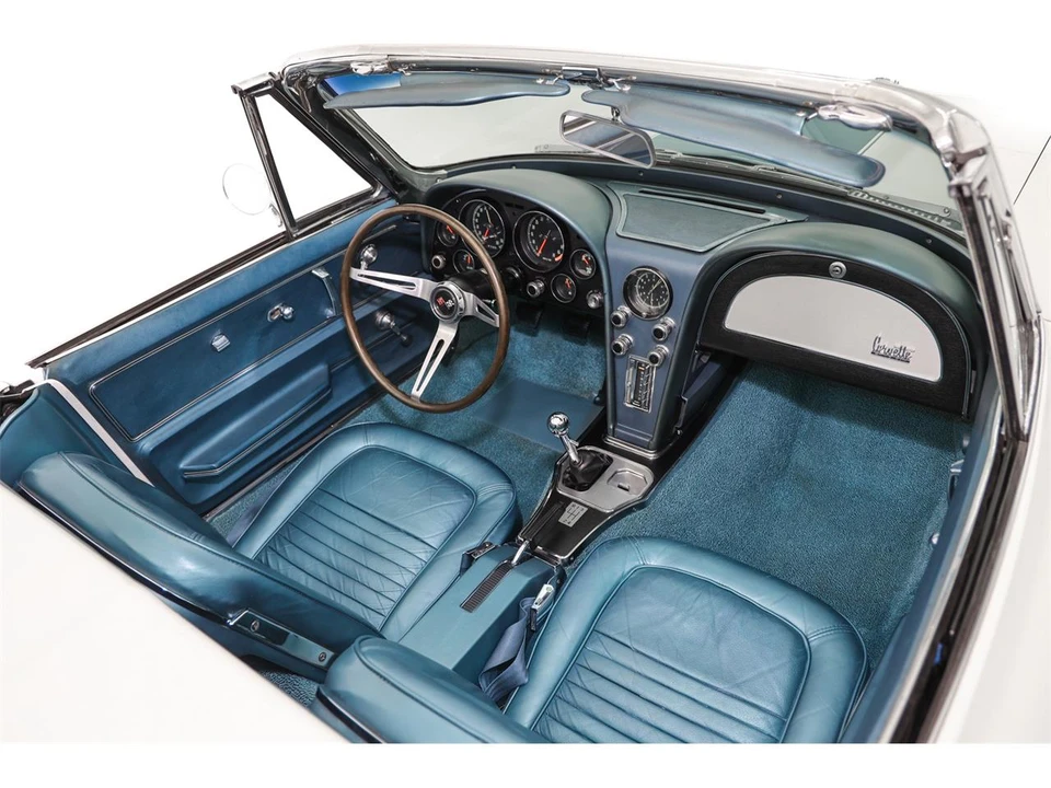 1967 Chevrolet Corvette C2 - Image 19 of 31