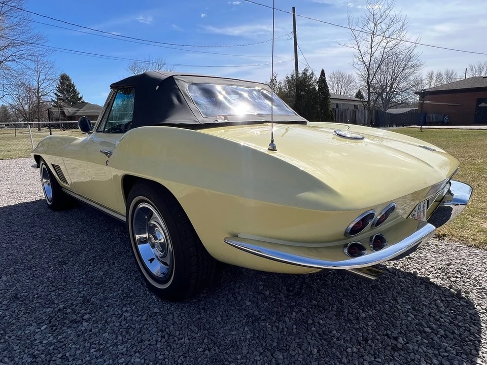 1967 Chevrolet Corvette C2 - Image 25 of 31