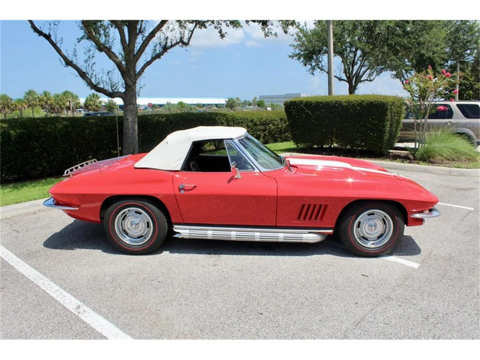 1967 Chevrolet Corvette C2 - Image 17 of 31
