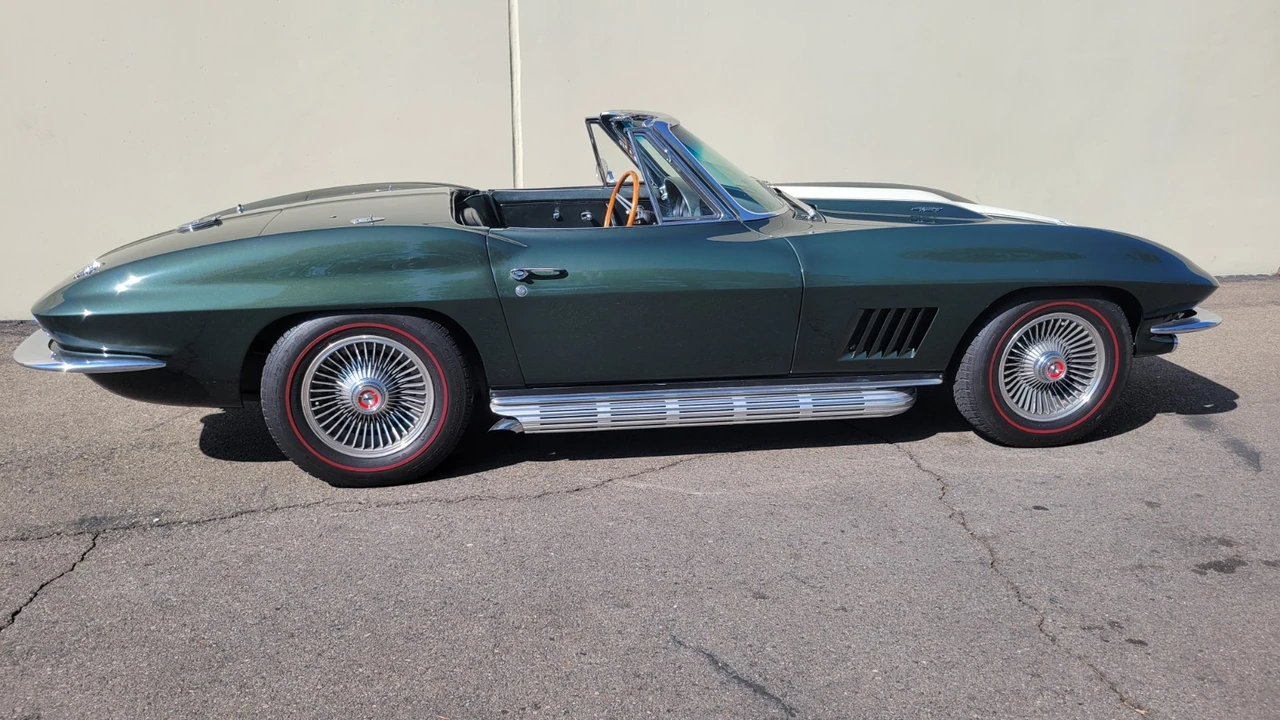 1967 Chevrolet Corvette C2 - Image 2 of 21