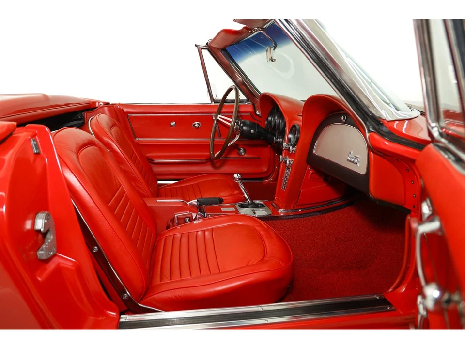 1967 Chevrolet Corvette C2 - Image 18 of 31
