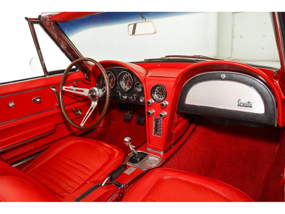 1967 Chevrolet Corvette C2 - Image 17 of 31